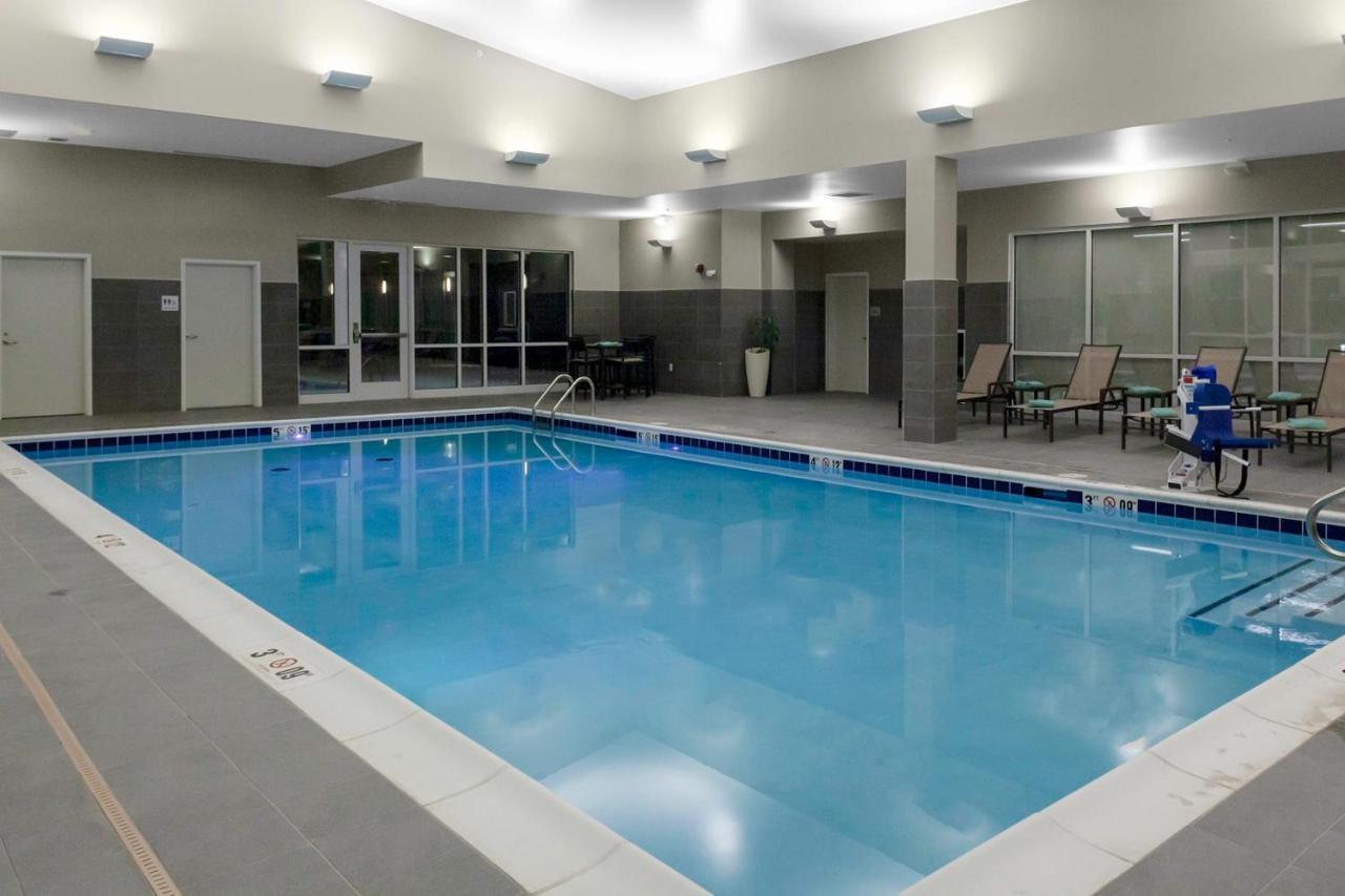 Courtyard By Marriott St. Louis West County Hotel Town and Country Exterior photo